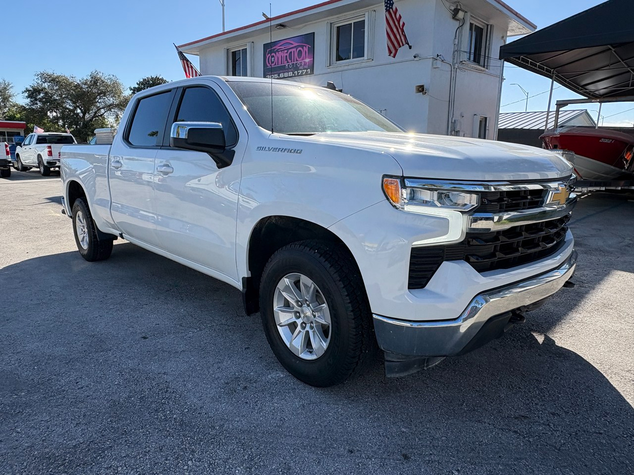Chevrolet Silverado 1500 LT Crew Cab 4WD 2023