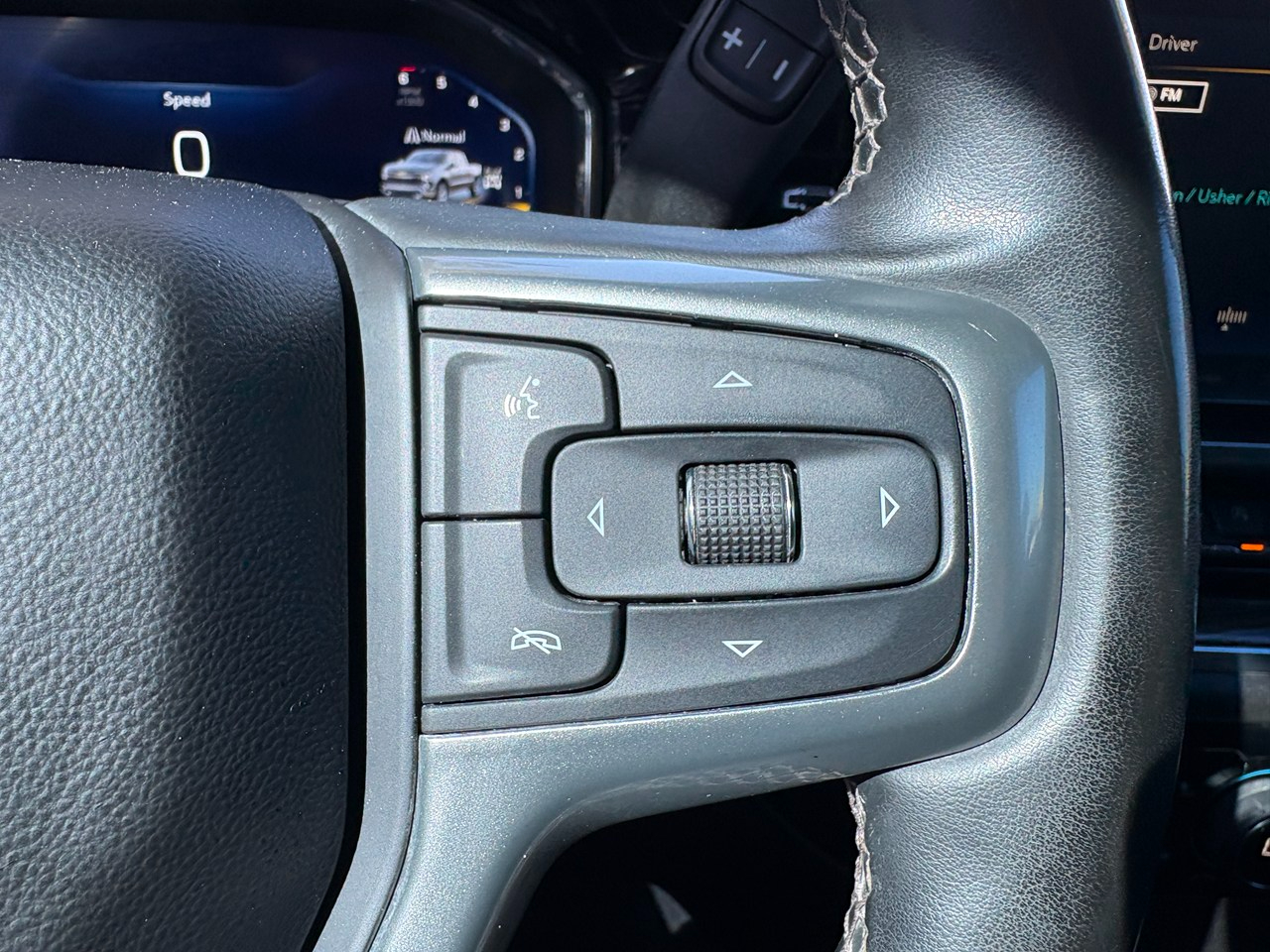 Chevrolet Silverado 1500 LT Crew Cab 4WD 2023