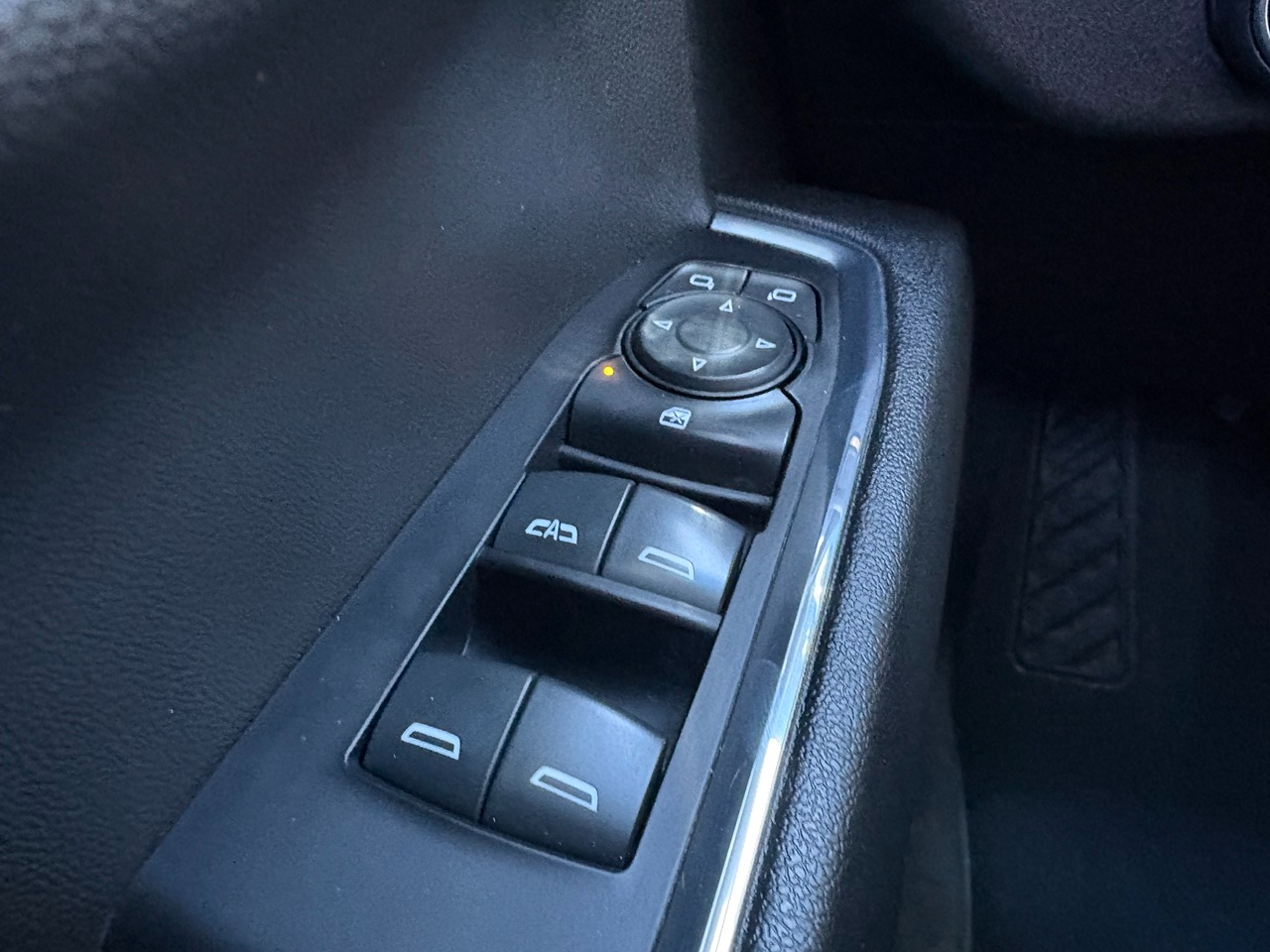 Chevrolet Silverado 1500 LT Crew Cab 4WD 2023