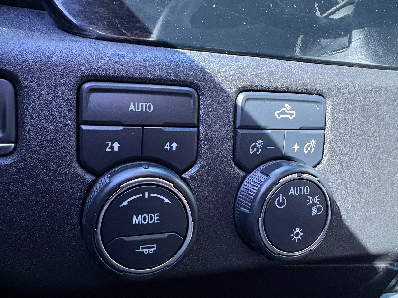 Chevrolet Silverado 1500 LT Crew Cab 4WD 2023