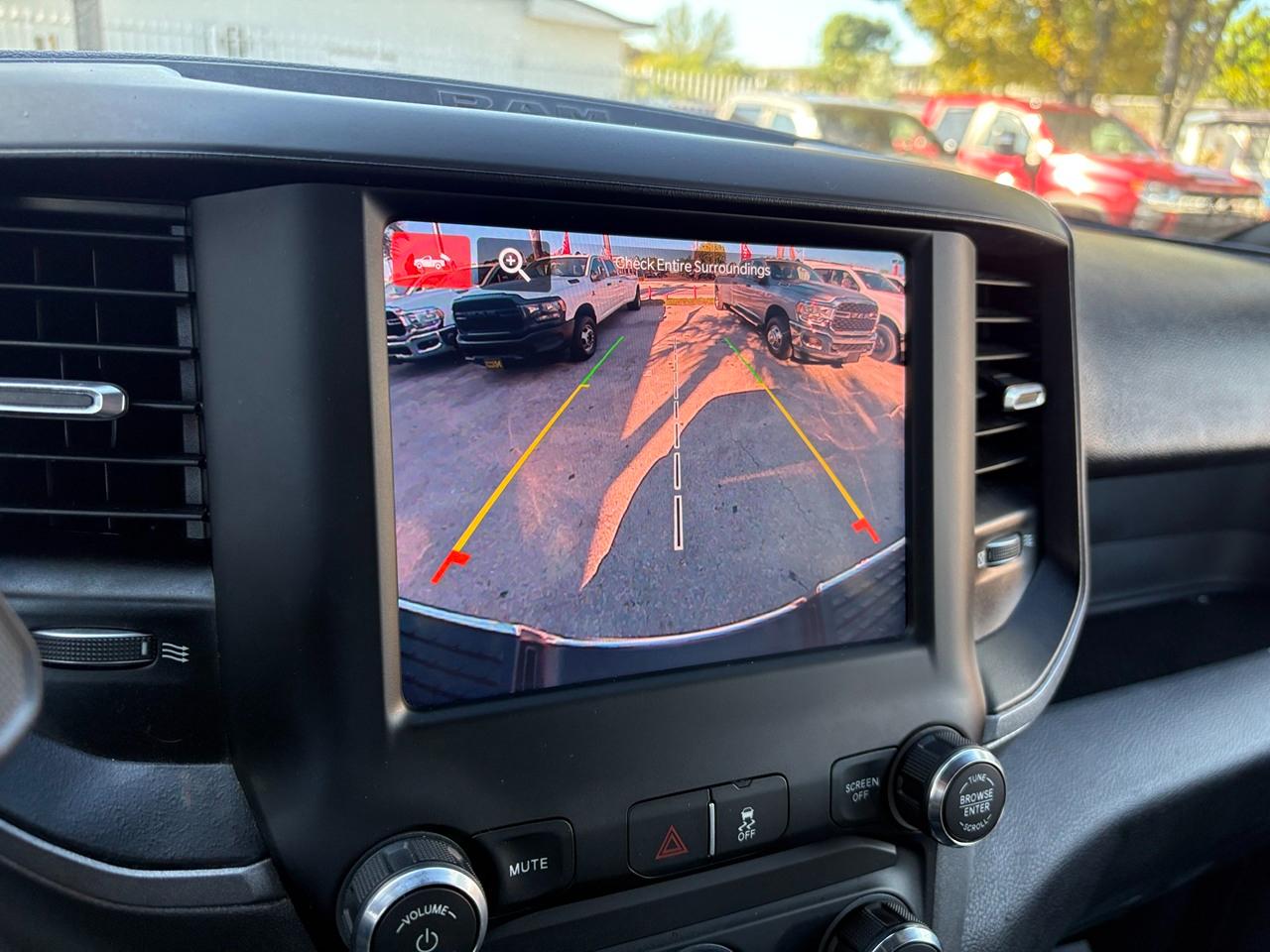 RAM 3500 Tradesman Crew Cab LWB 2WD DRW 2023