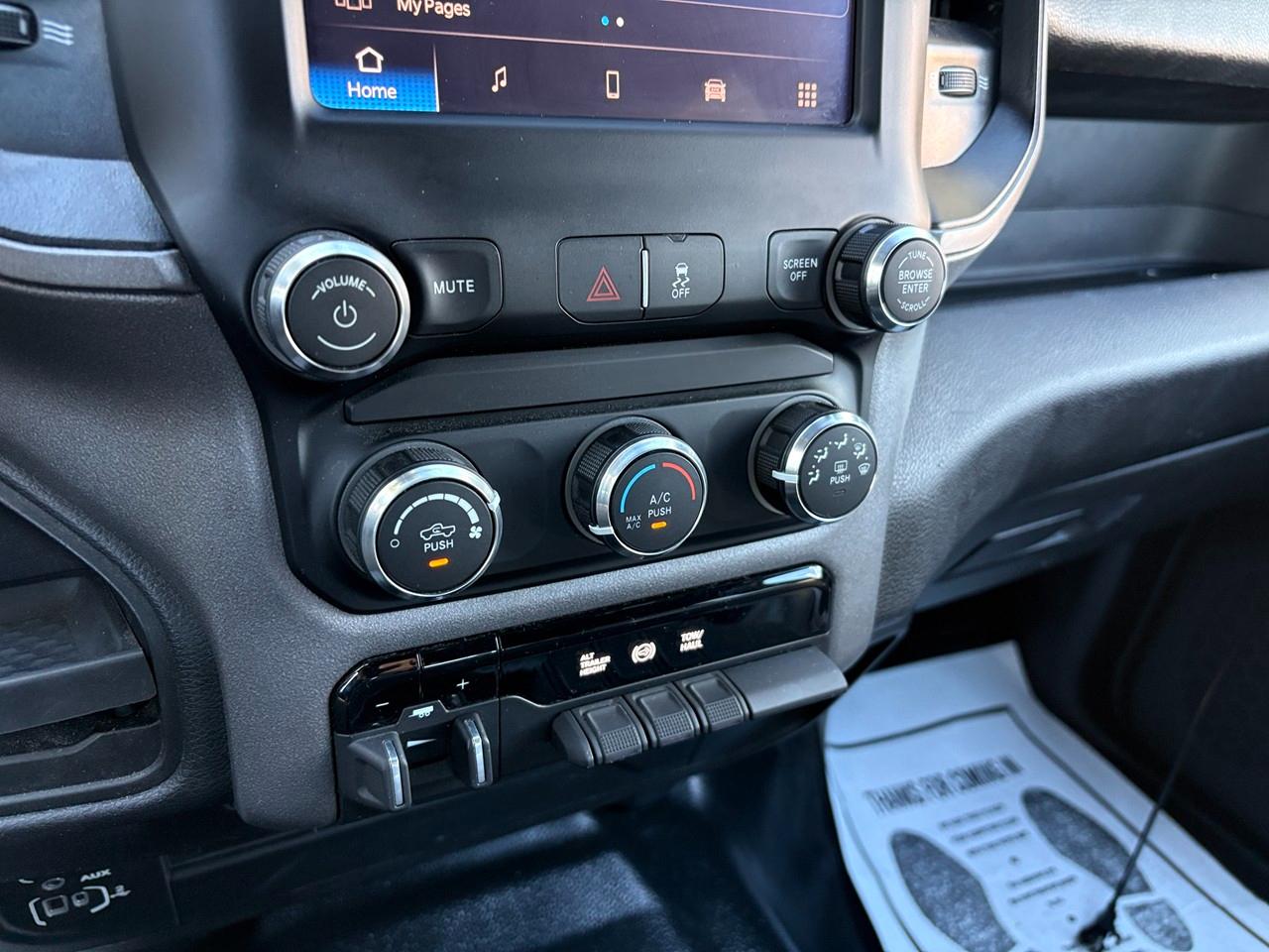 RAM 3500 Tradesman Crew Cab LWB 2WD DRW 2023