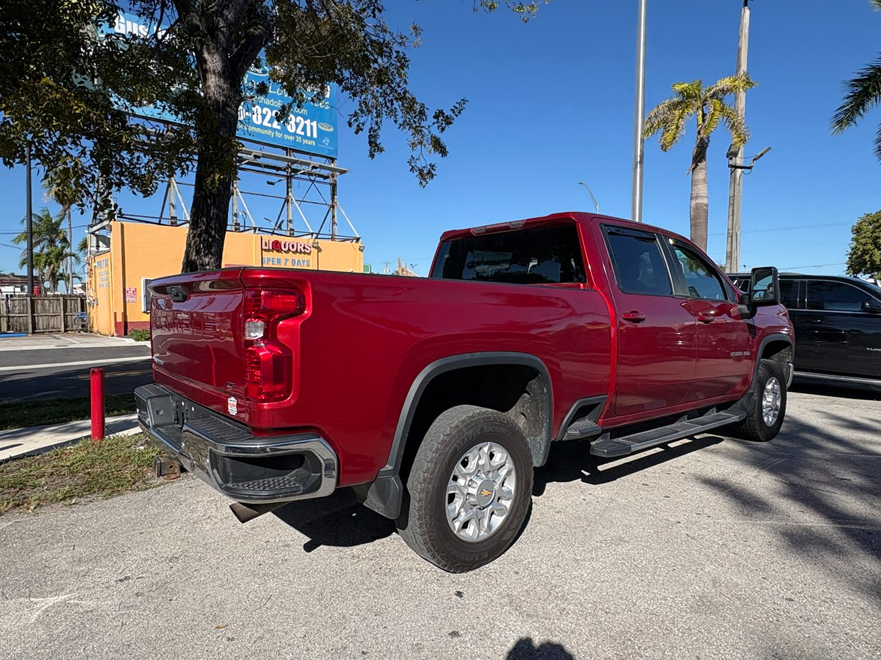 Chevrolet Silverado 2500HD LT Crew Cab Short Box 4WD 2022