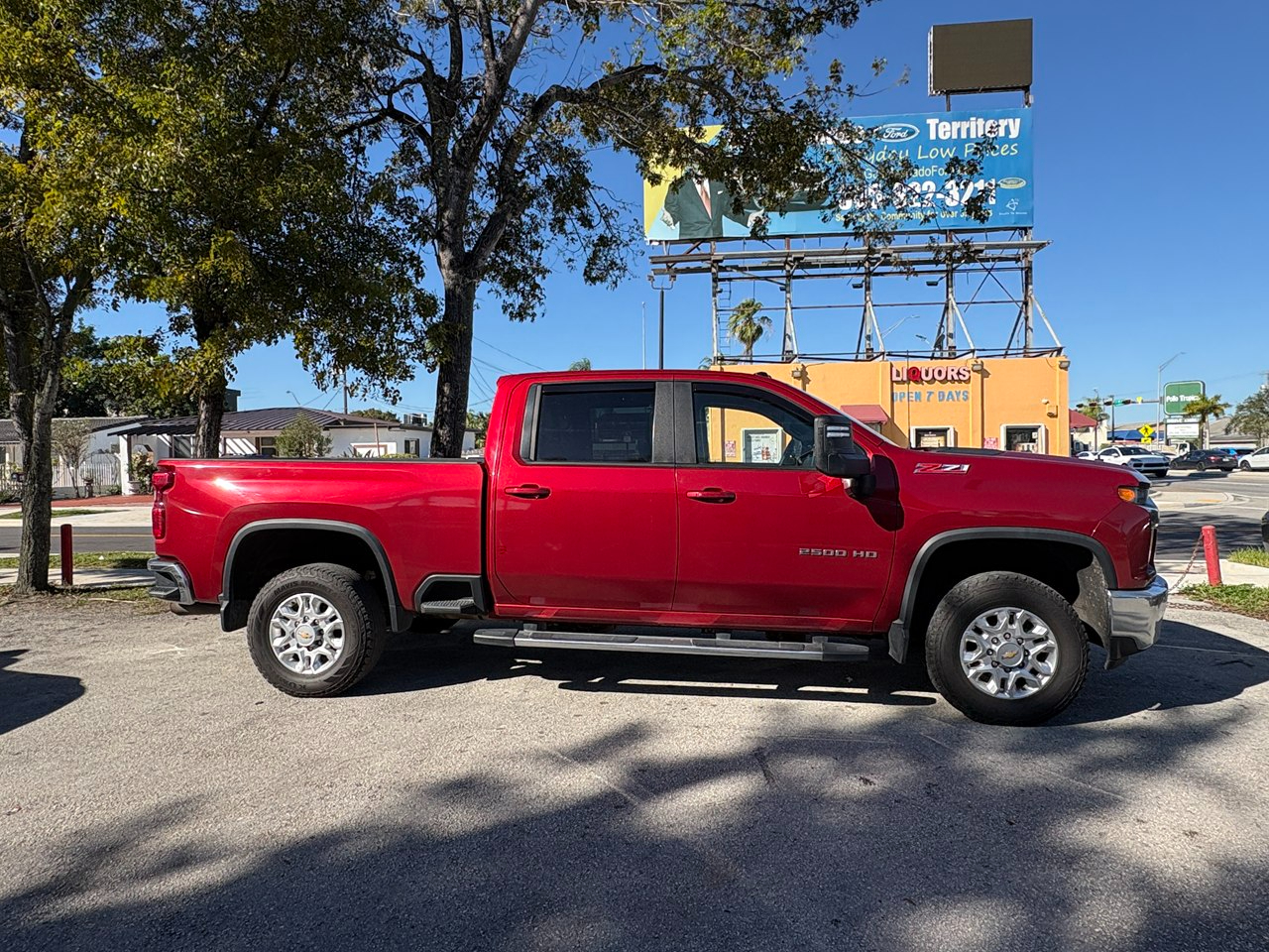 Chevrolet Silverado 2500HD LT Crew Cab Short Box 4WD 2022
