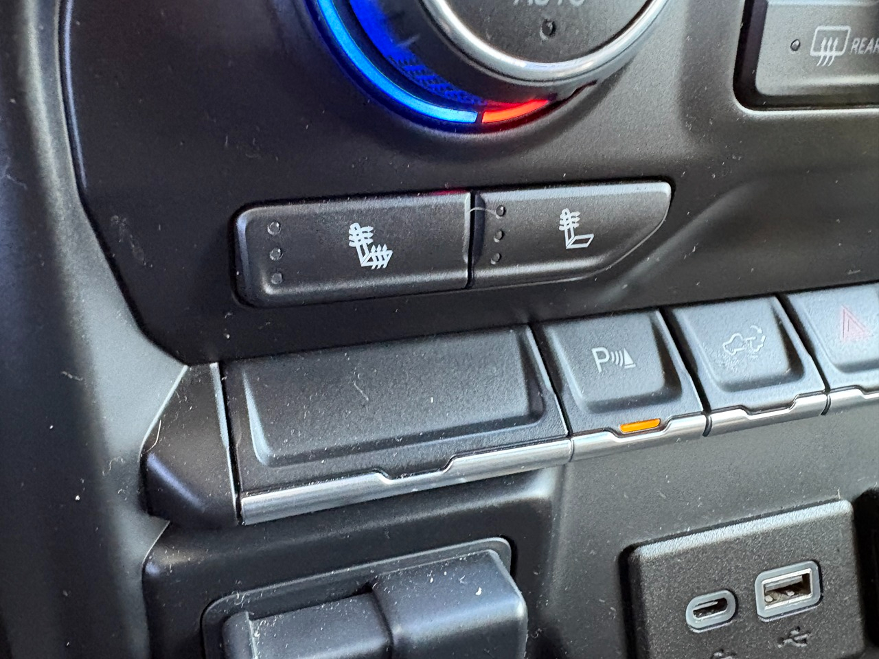 Chevrolet Silverado 2500HD LT Crew Cab Short Box 4WD 2022