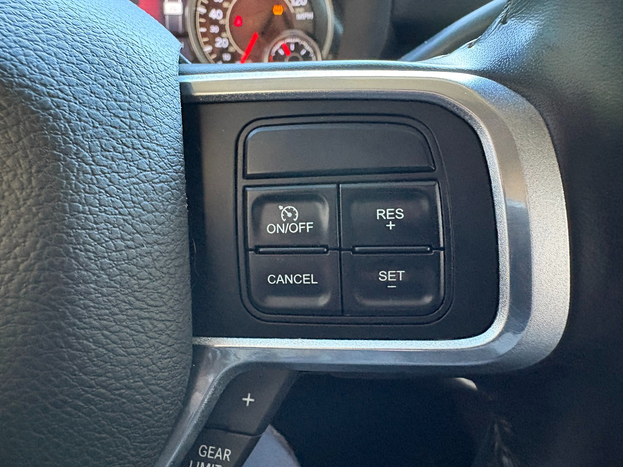 RAM 2500 Laramie Crew Cab SWB 4WD 2022