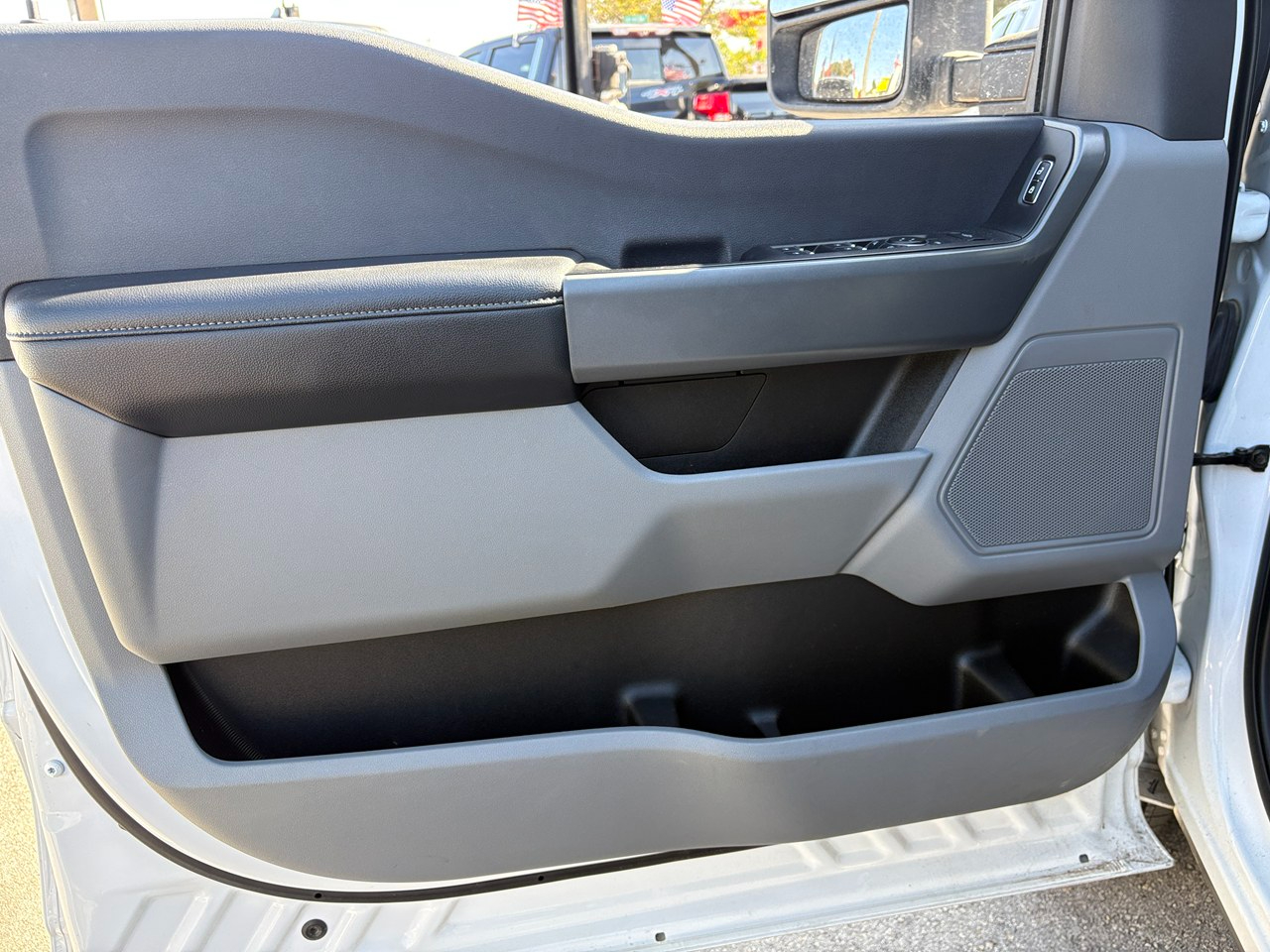 Ford F-250 SD XL Crew Cab 4WD 2024