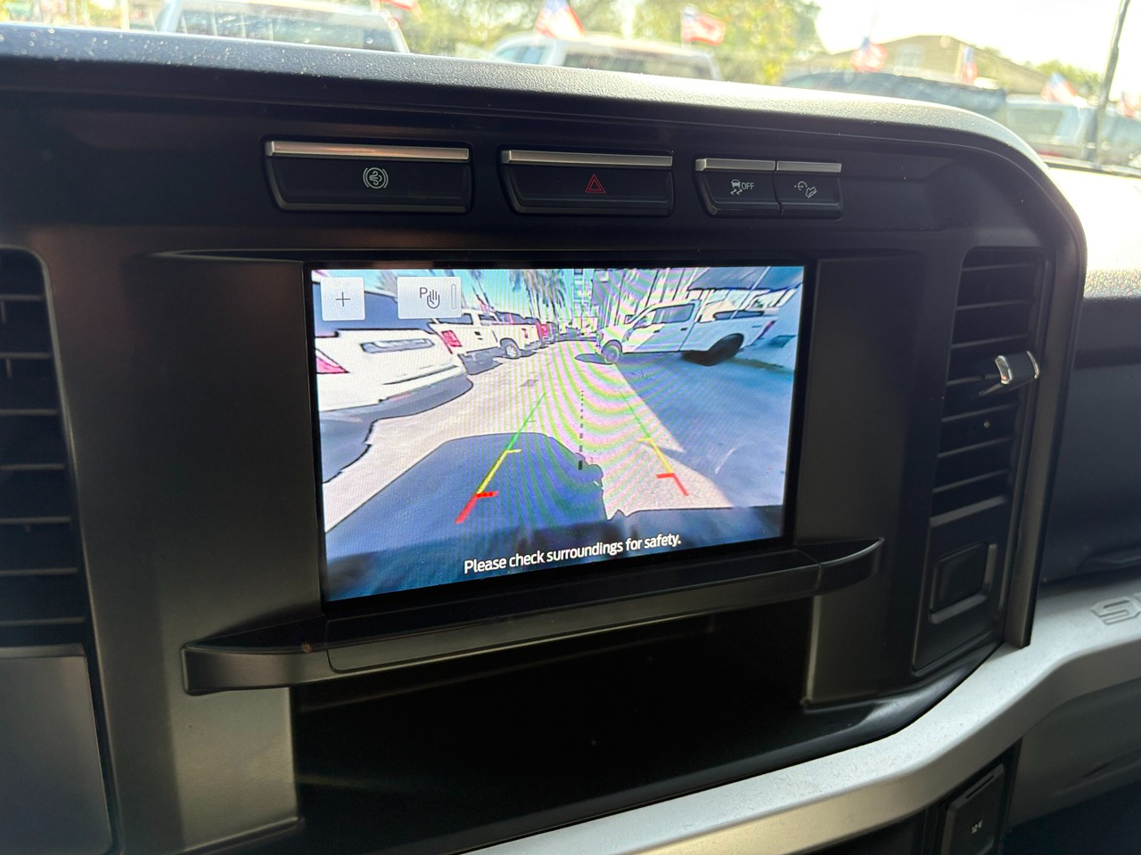 Ford F-250 SD XL Crew Cab 4WD 2024