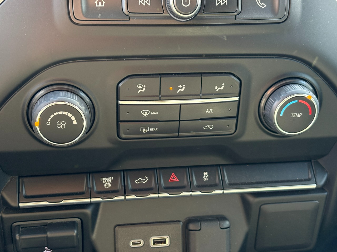 Chevrolet Silverado 3500HD Work Truck Crew Cab 4WD 2022