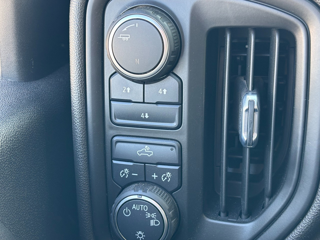 Chevrolet Silverado 3500HD Work Truck Crew Cab 4WD 2022