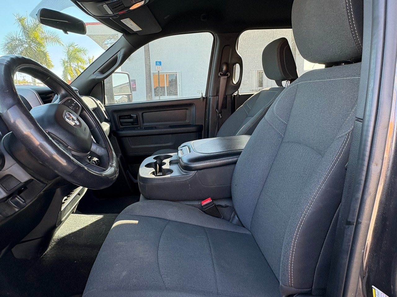 RAM 3500 Tradesman Crew Cab 4WD DRW 2024