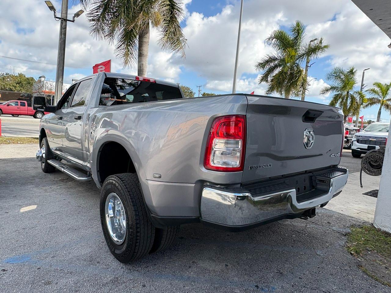 RAM 3500 Big Horn Crew Cab LWB 4WD DRW 2024