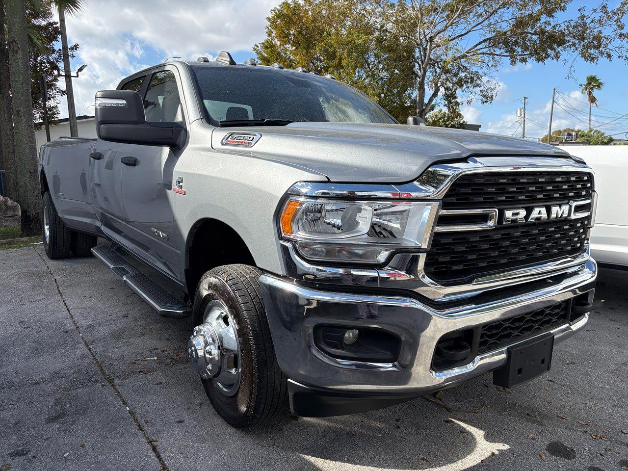RAM 3500 Big Horn Crew Cab LWB 4WD DRW 2024