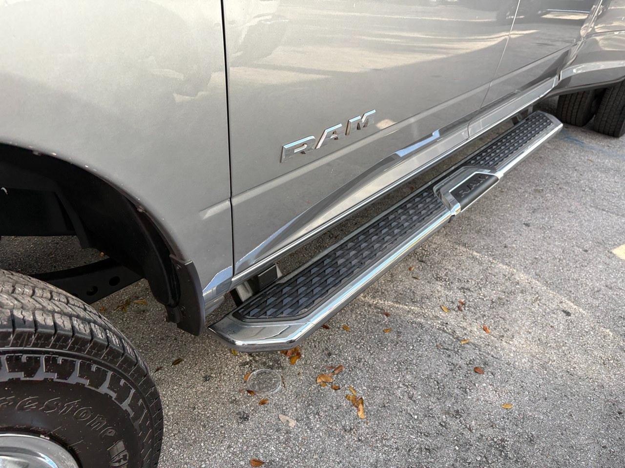 RAM 3500 Big Horn Crew Cab LWB 4WD DRW 2024