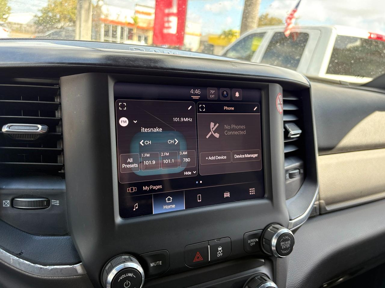 RAM 3500 Big Horn Crew Cab LWB 4WD DRW 2024