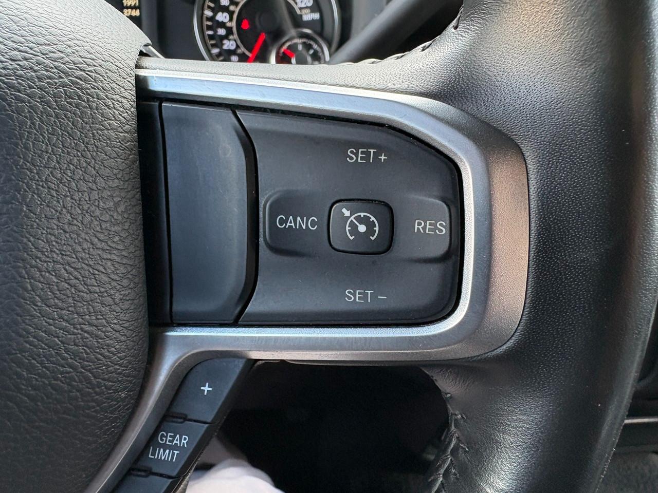 RAM 3500 Big Horn Crew Cab LWB 4WD DRW 2024