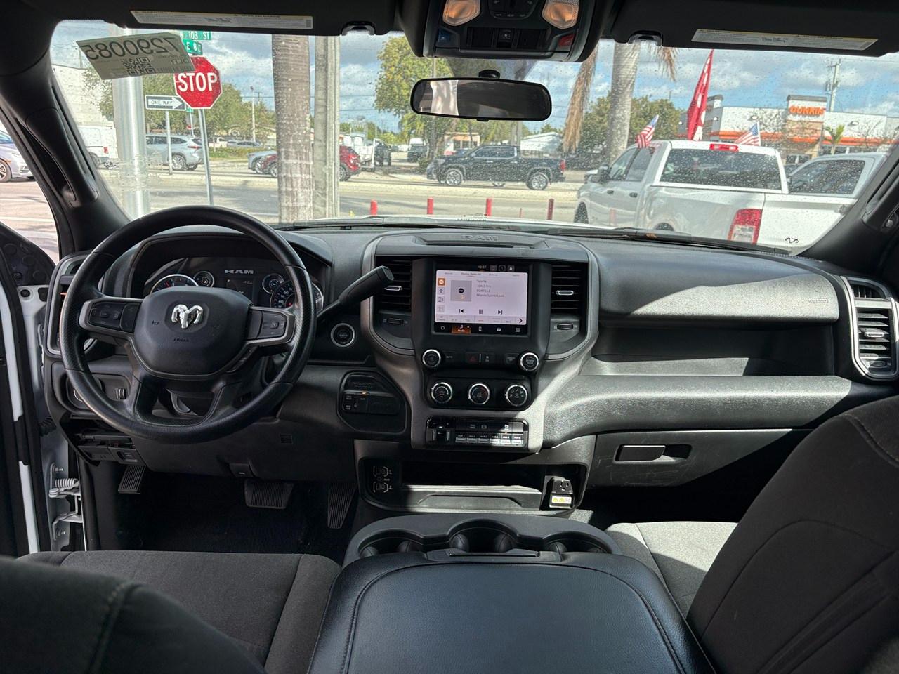 RAM 3500 Tradesman Crew Cab 4WD DRW 2024