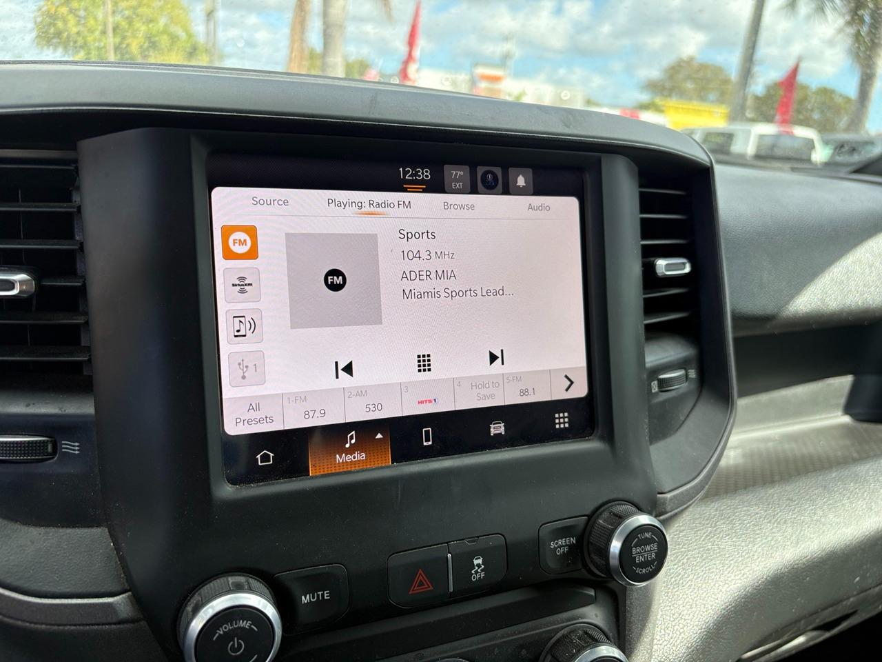 RAM 3500 Tradesman Crew Cab 4WD DRW 2024