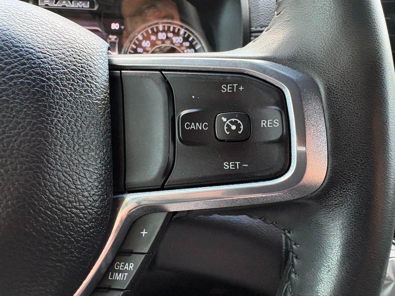 RAM 1500 Laramie Crew Cab SWB 2WD 2022