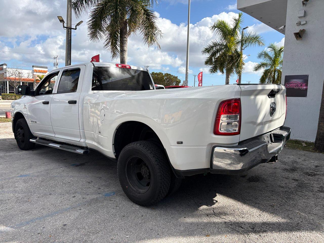 RAM 3500 Tradesman Crew Cab LWB 2WD DRW 2020
