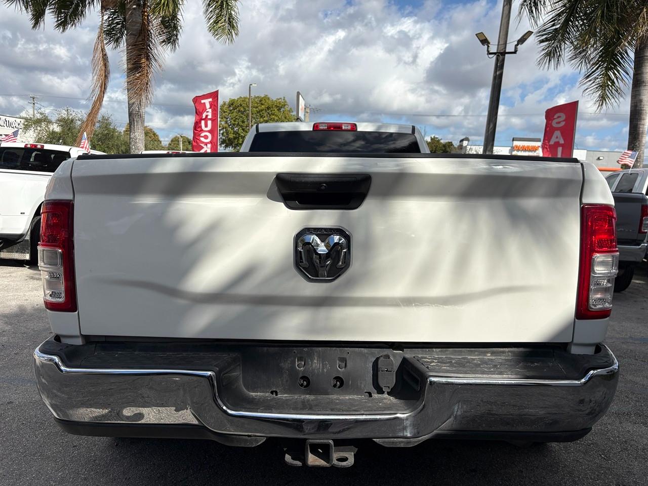 RAM 3500 Tradesman Crew Cab LWB 2WD DRW 2020