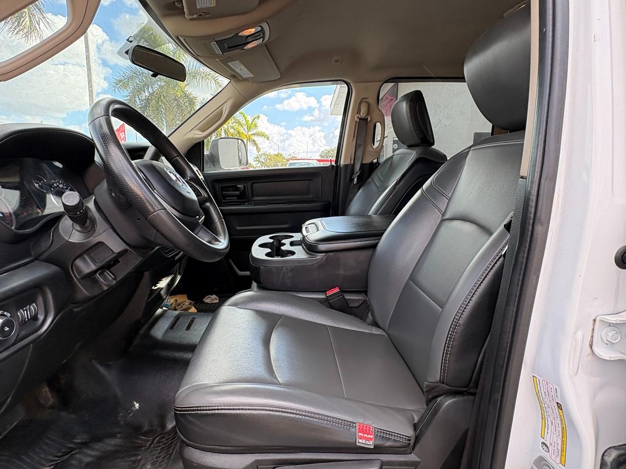 RAM 3500 Tradesman Crew Cab LWB 2WD DRW 2020