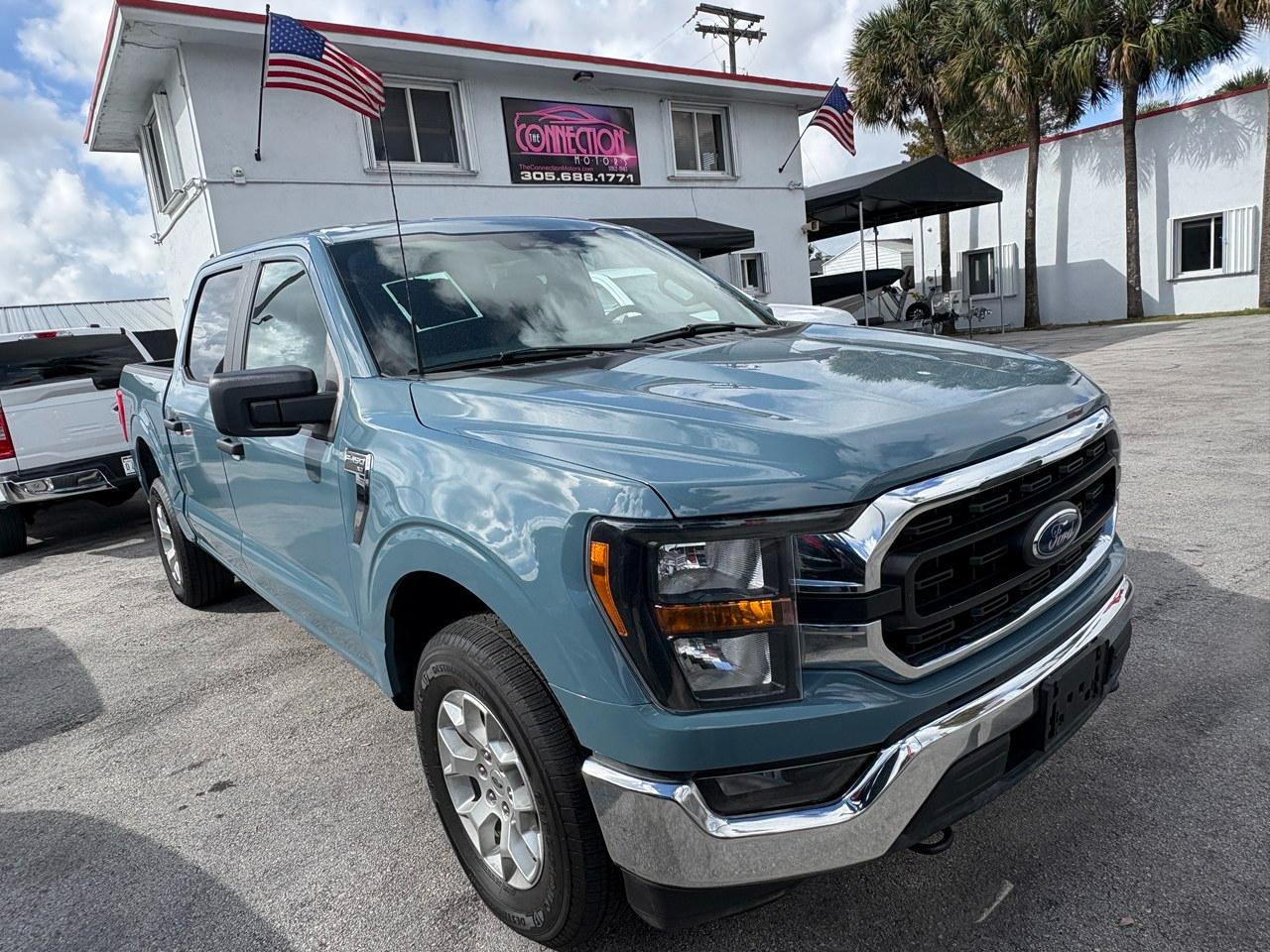 Ford F-150 Lariat SuperCrew 5.5-ft. Bed 4WD 2023
