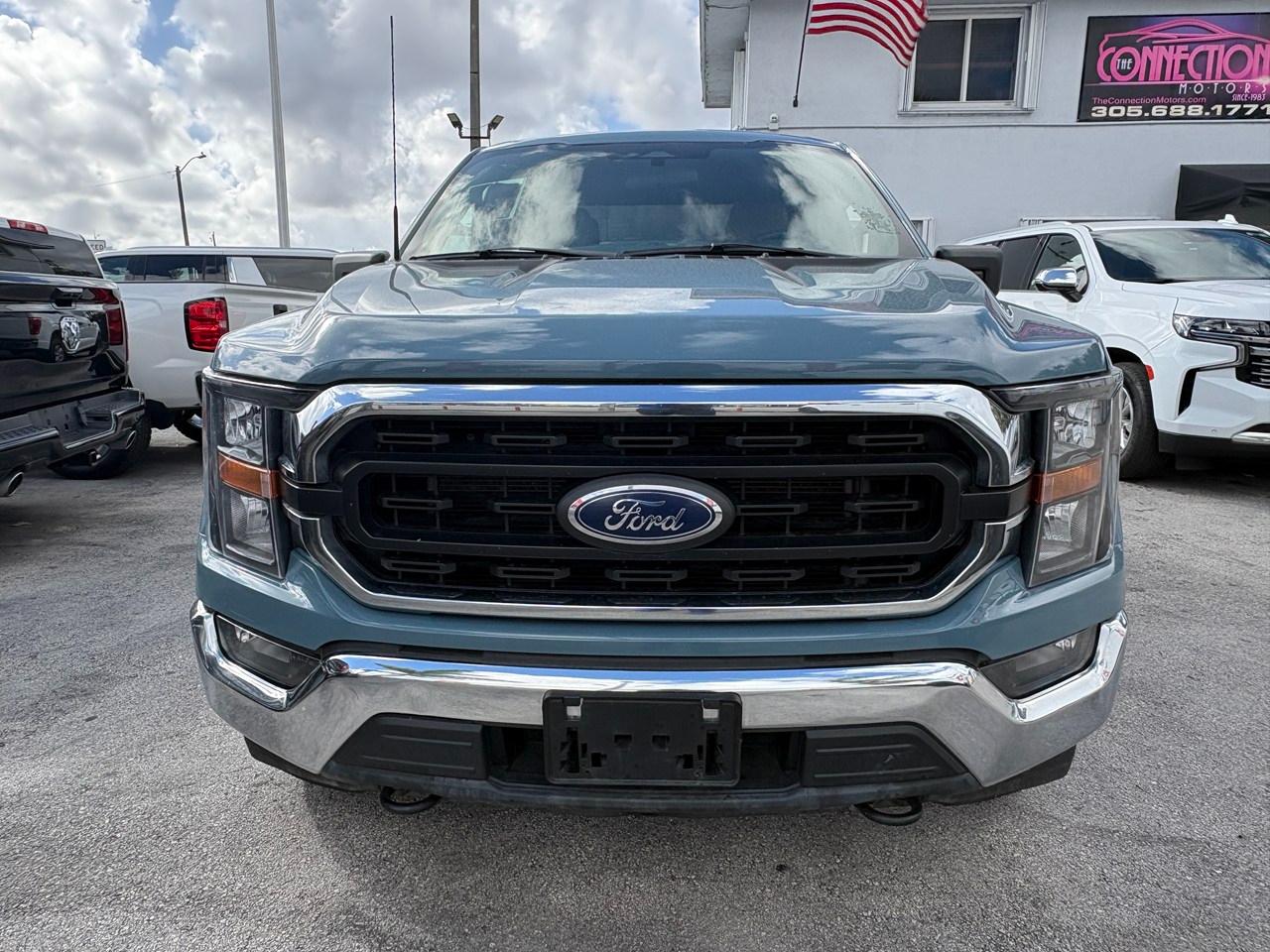 Ford F-150 Lariat SuperCrew 5.5-ft. Bed 4WD 2023