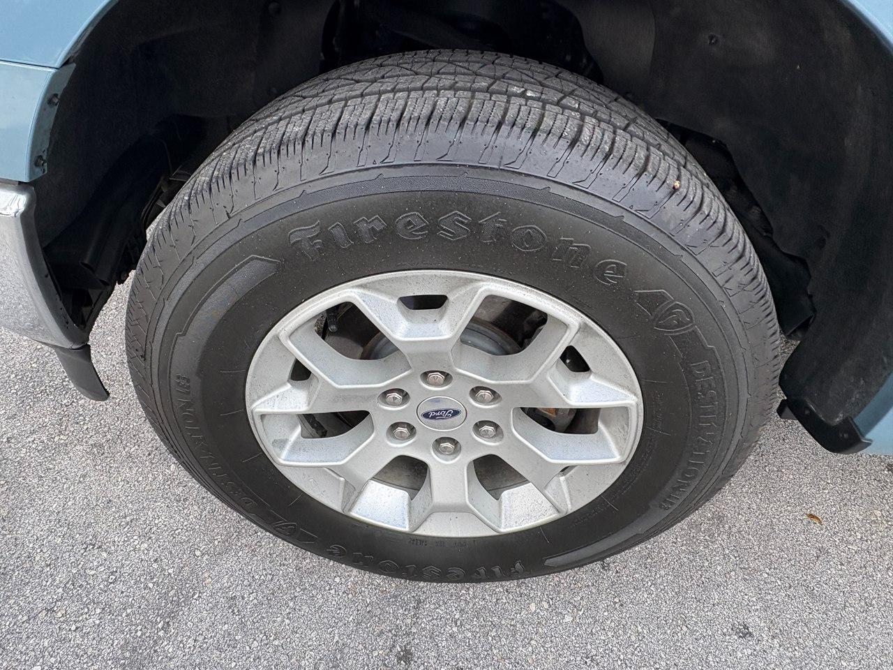 Ford F-150 Lariat SuperCrew 5.5-ft. Bed 4WD 2023