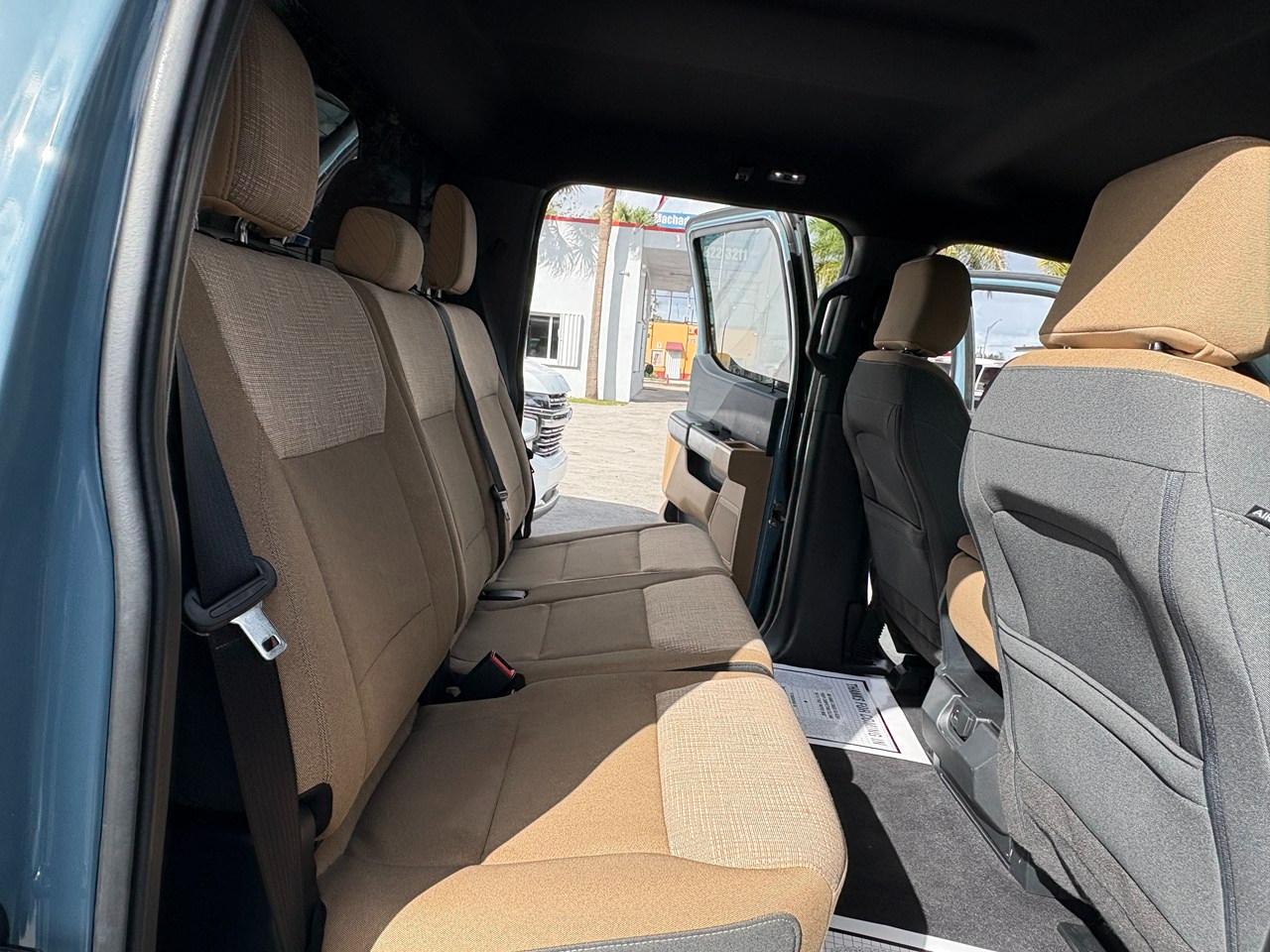 Ford F-150 Lariat SuperCrew 5.5-ft. Bed 4WD 2023