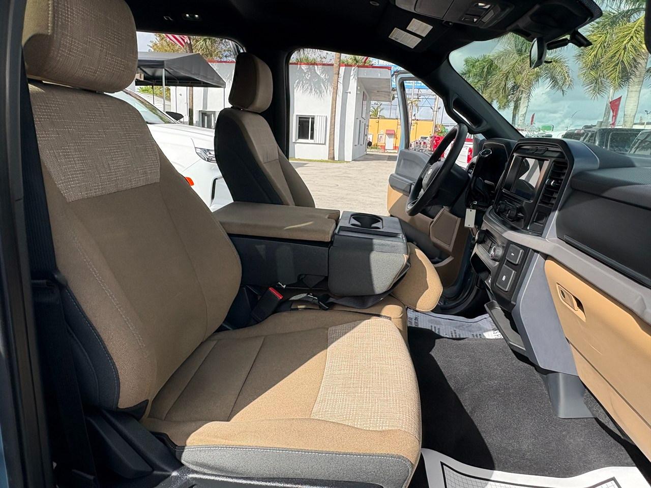 Ford F-150 Lariat SuperCrew 5.5-ft. Bed 4WD 2023