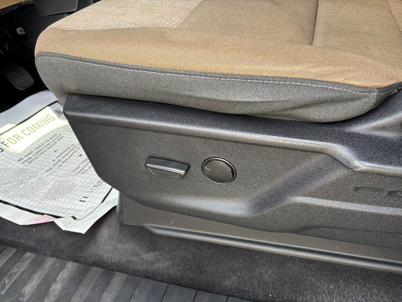 Ford F-150 Lariat SuperCrew 5.5-ft. Bed 4WD 2023