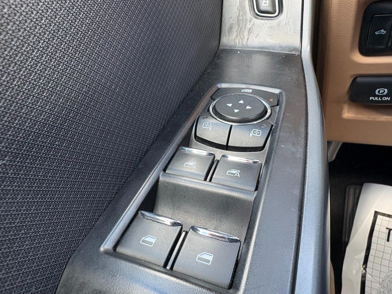 Ford F-150 Lariat SuperCrew 5.5-ft. Bed 4WD 2023