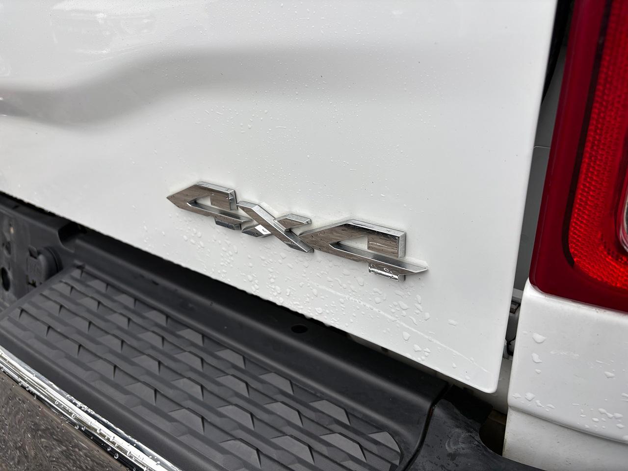 RAM 2500 Tradesman Crew Cab SWB 4WD 2024