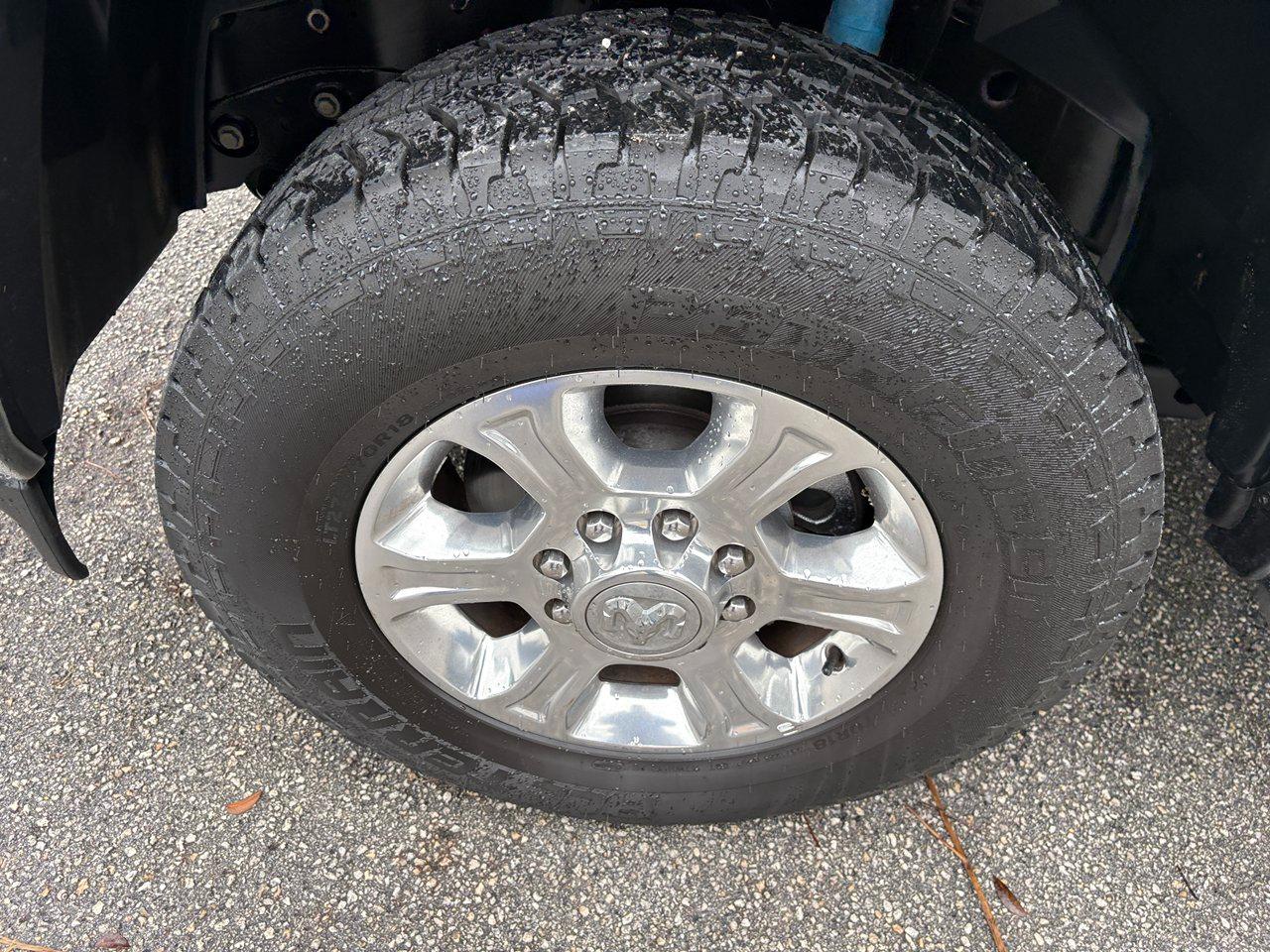 RAM 2500 Tradesman Crew Cab SWB 4WD 2024