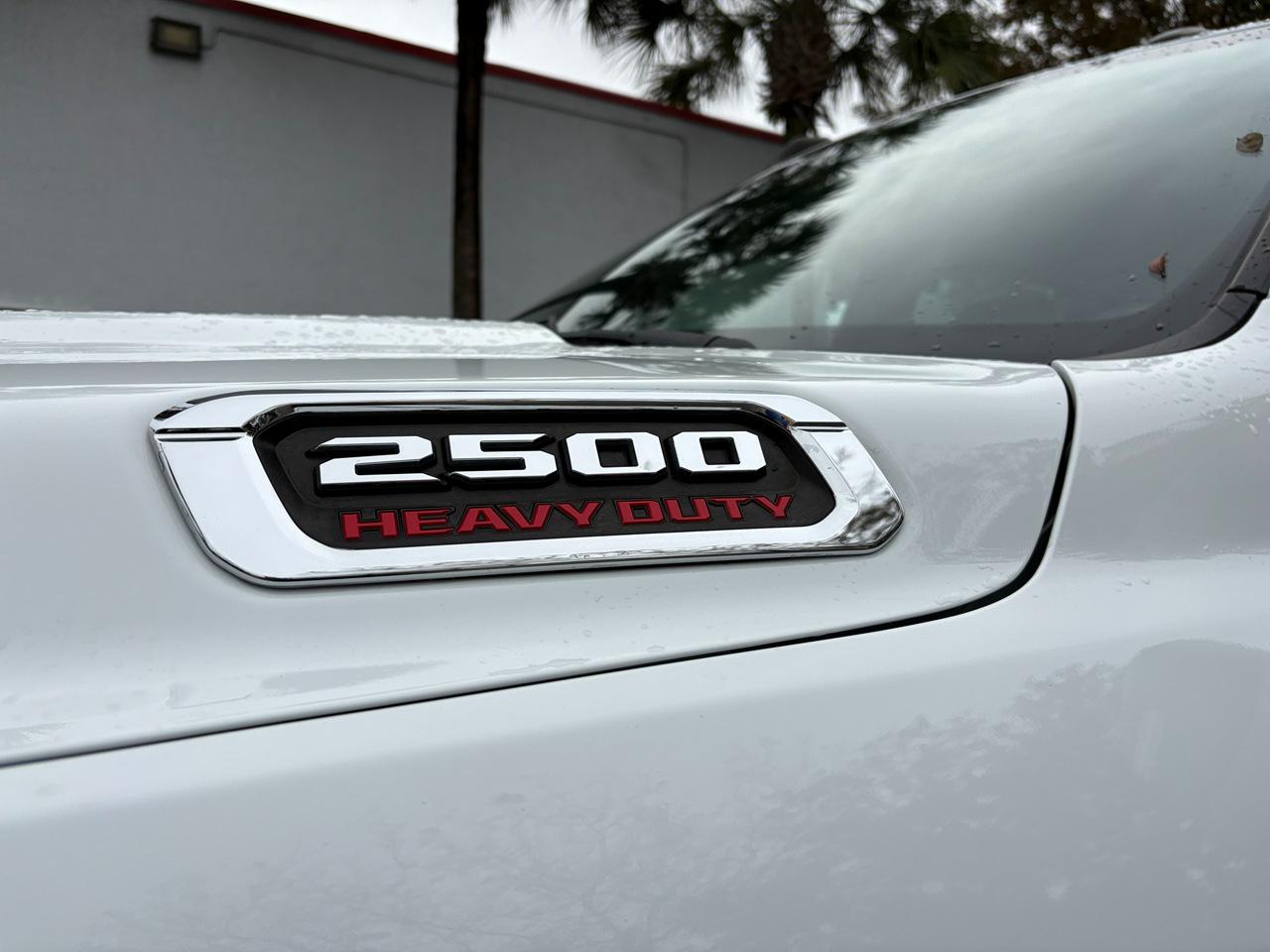 RAM 2500 Tradesman Crew Cab SWB 4WD 2024