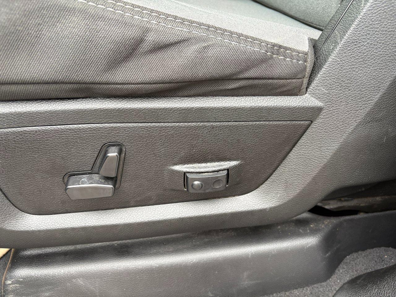 RAM 2500 Tradesman Crew Cab SWB 4WD 2024