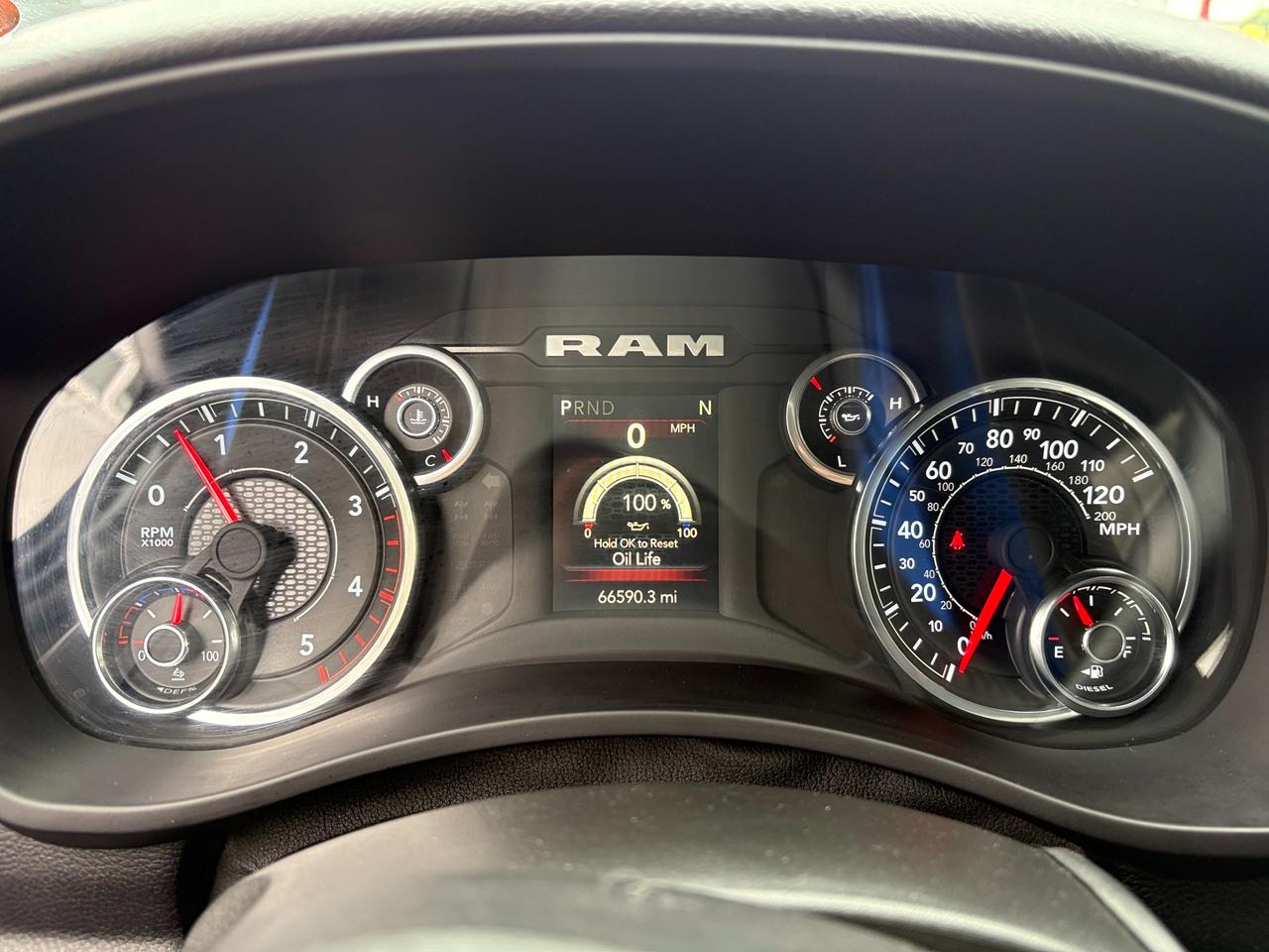 RAM 2500 Tradesman Crew Cab SWB 4WD 2024