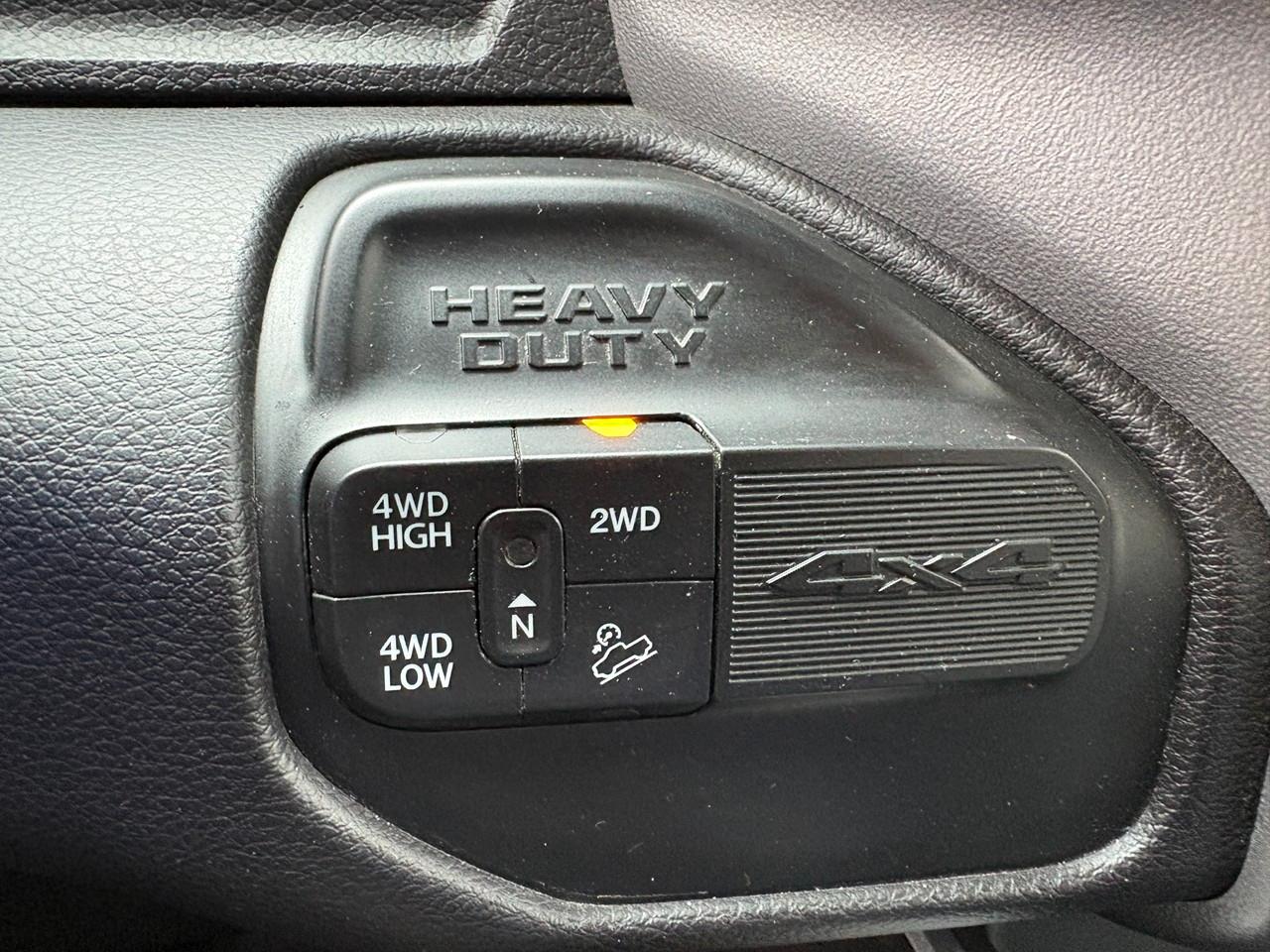 RAM 2500 Tradesman Crew Cab SWB 4WD 2024