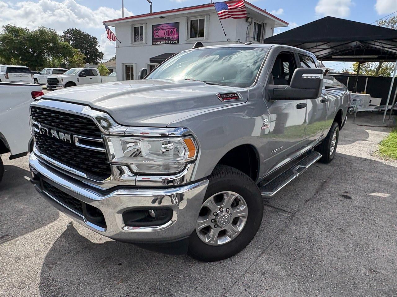 RAM 3500 Big Horn Crew Cab SWB 4WD 2023