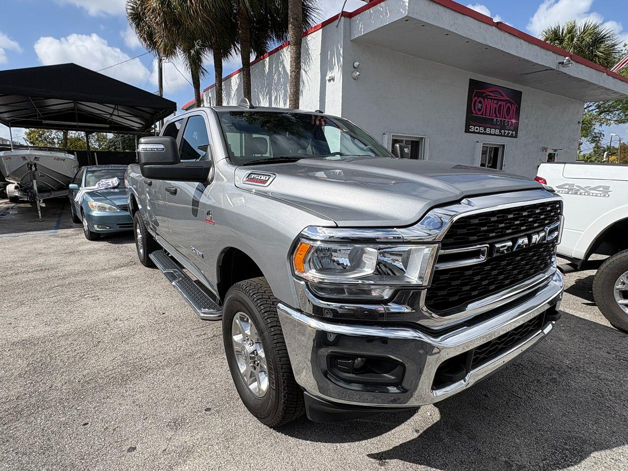 RAM 3500 Big Horn Crew Cab SWB 4WD 2023