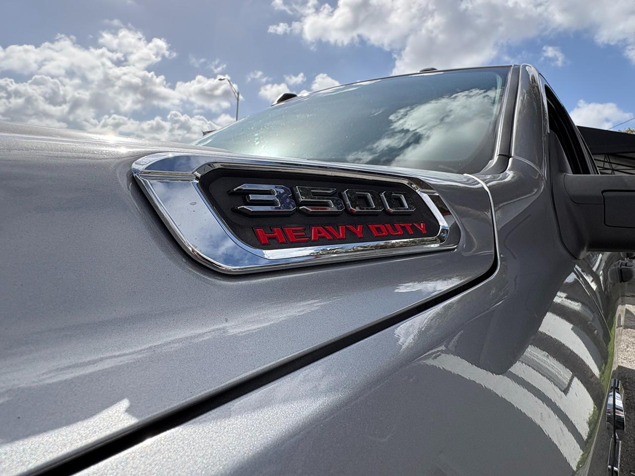 RAM 3500 Big Horn Crew Cab SWB 4WD 2023