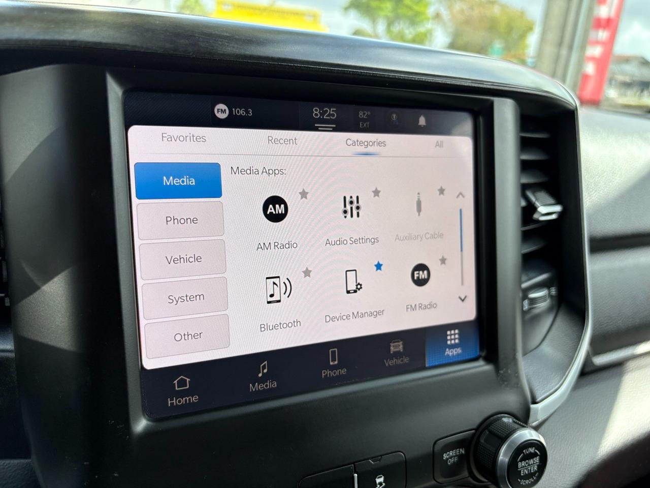 RAM 3500 Big Horn Crew Cab SWB 4WD 2023