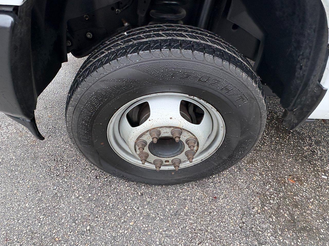 RAM 3500 Tradesman Crew Cab 4WD DRW 2023