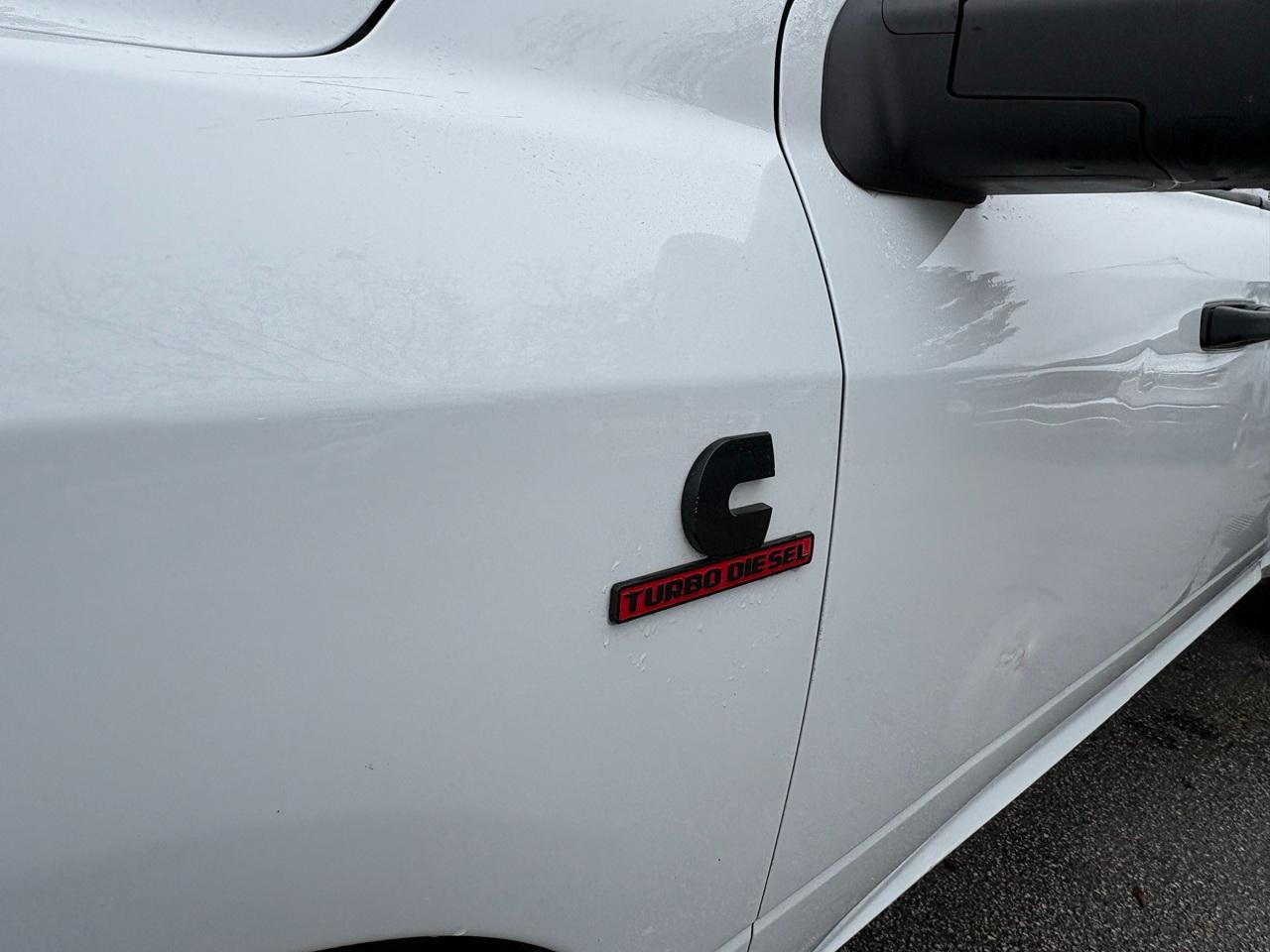 RAM 3500 Tradesman Crew Cab 4WD DRW 2023