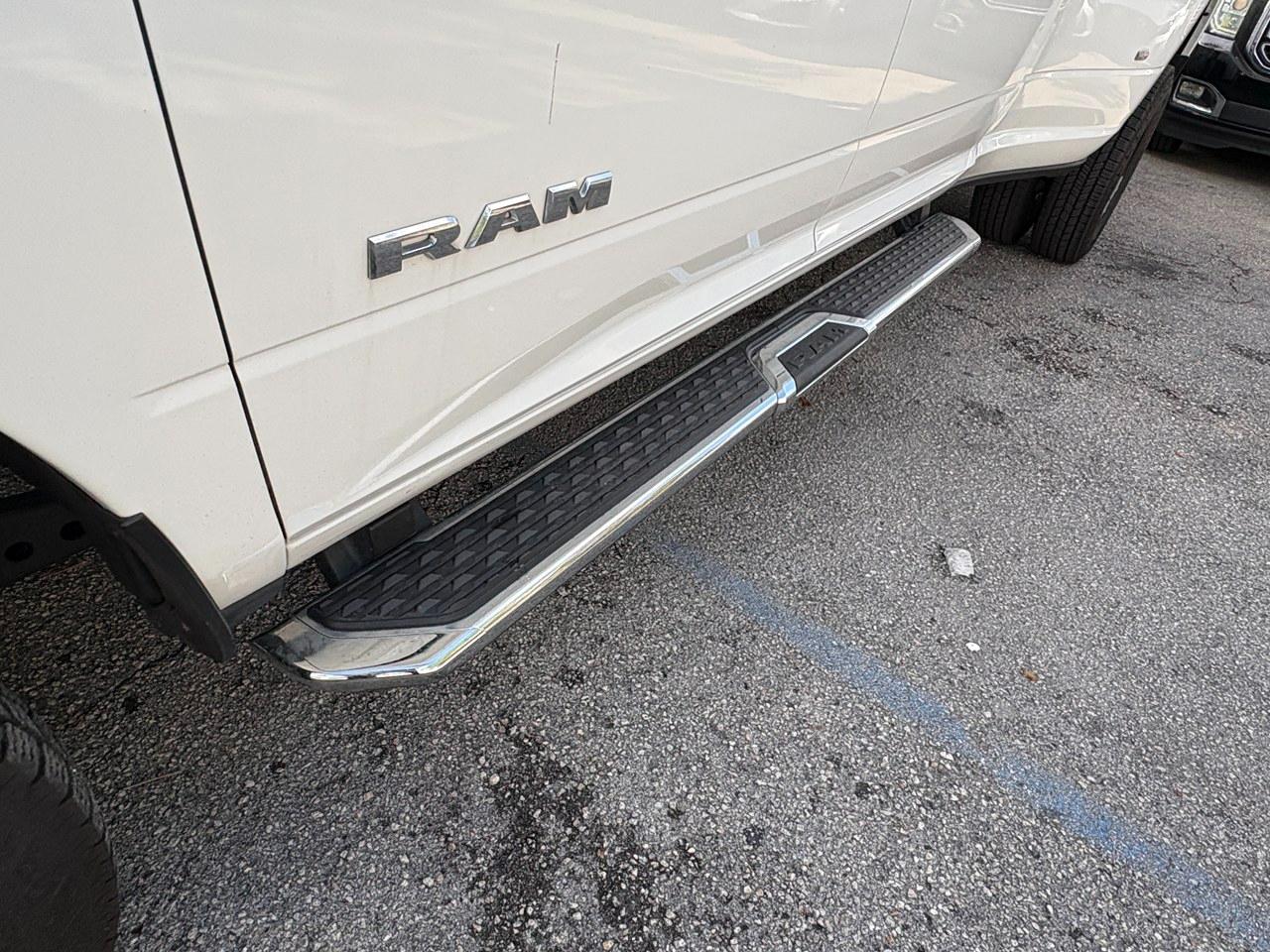 RAM 3500 Big Horn Crew Cab LWB 4WD DRW 2024