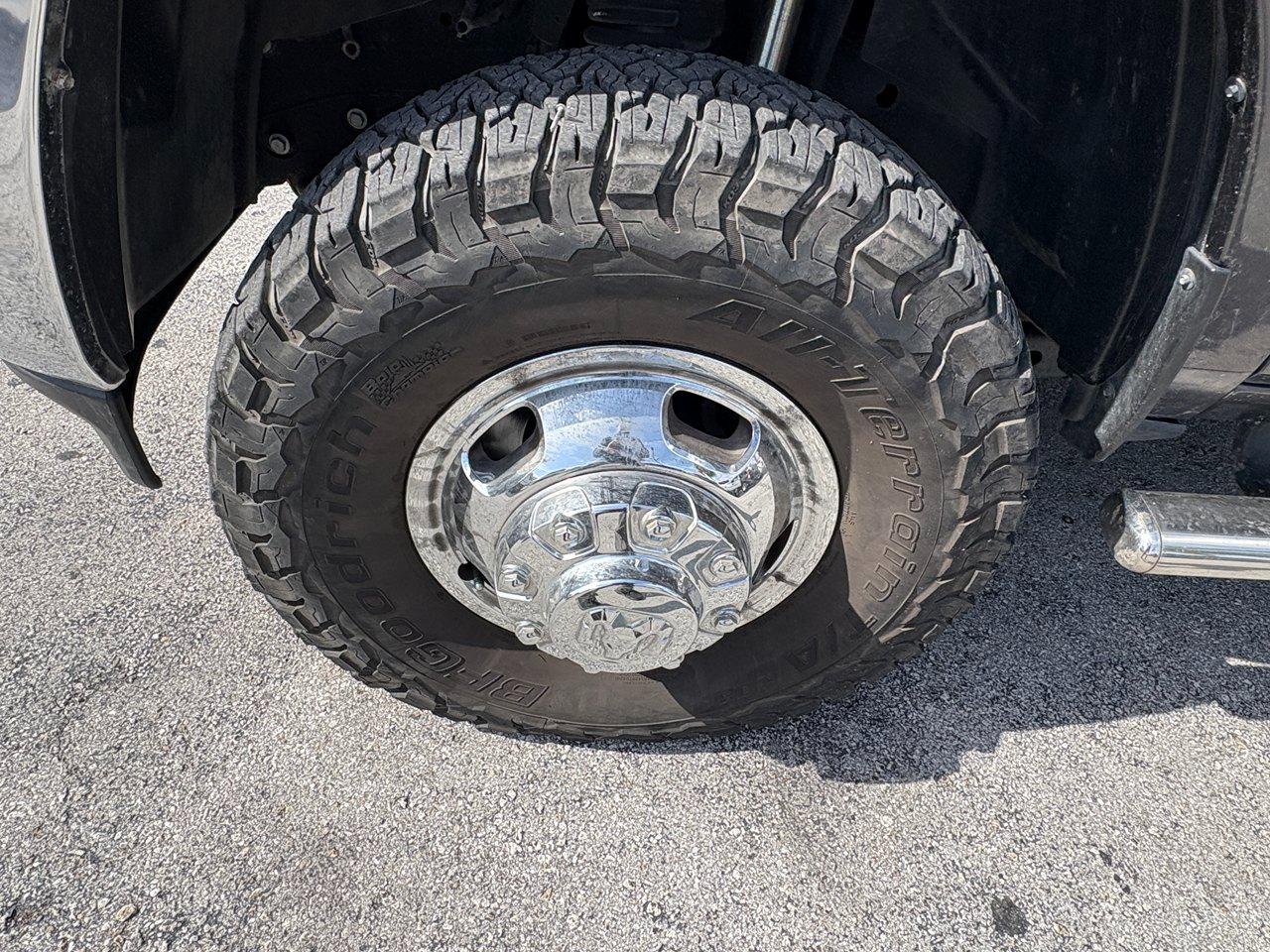 RAM 3500 Tradesman Crew Cab 4WD DRW 2022