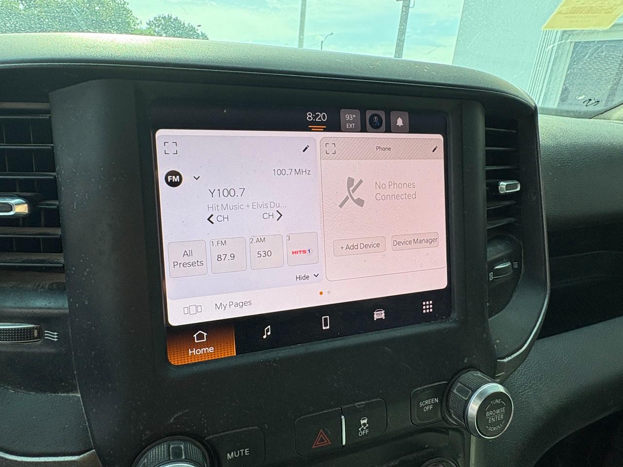 RAM 3500 Tradesman Crew Cab 4WD DRW 2022