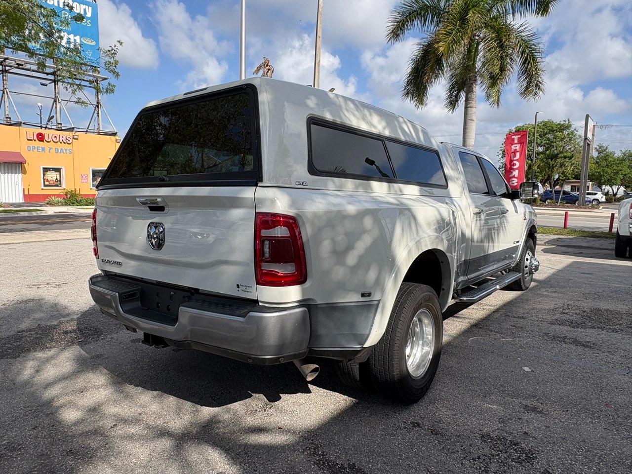 RAM 3500 Laramie Crew Cab LWB 2WD DRW 2021