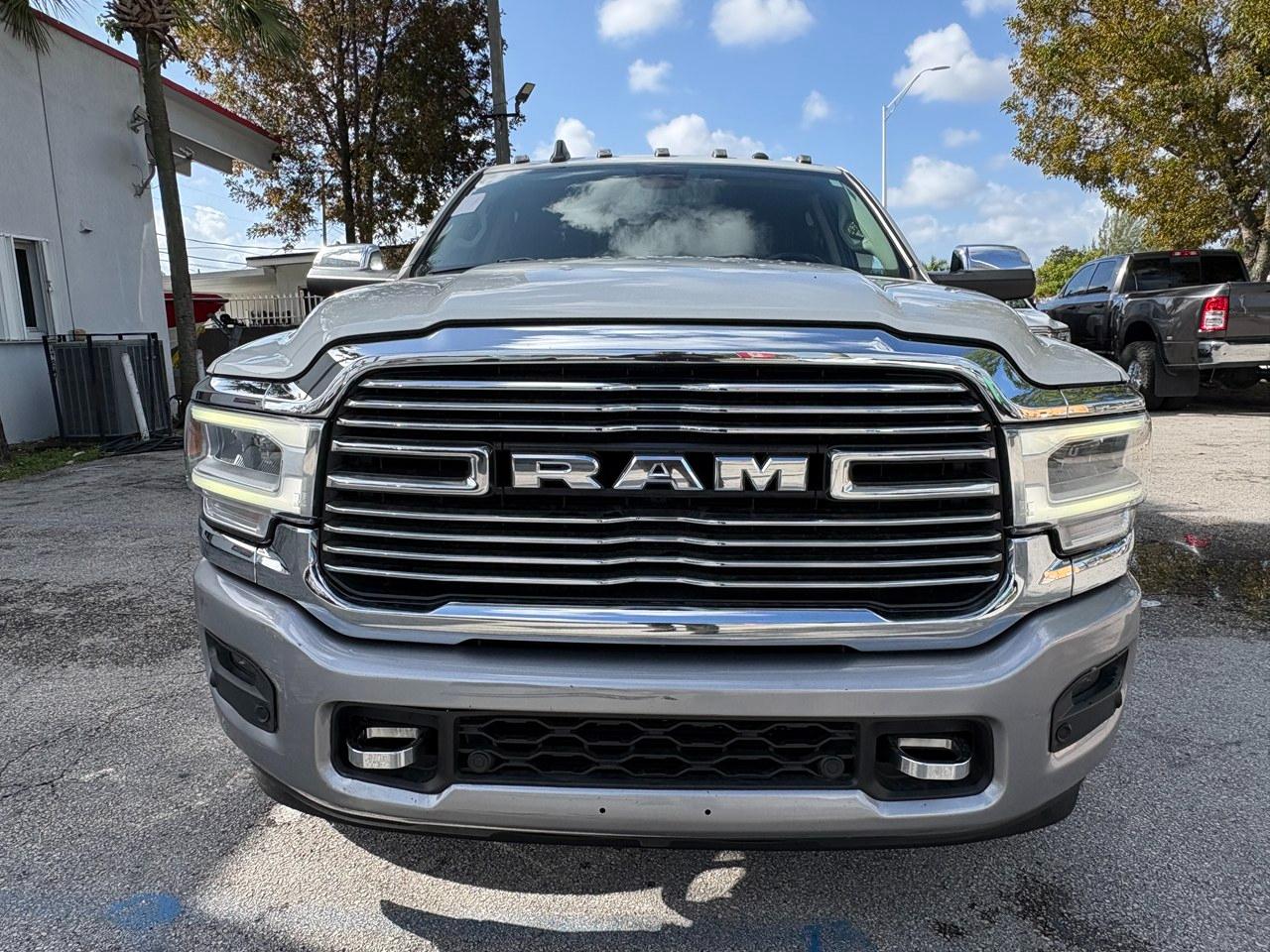 RAM 3500 Laramie Crew Cab LWB 2WD DRW 2021